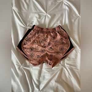 RARE NIKE Women’s Rose/Floral Print Dri-Fit Shorts Size XS